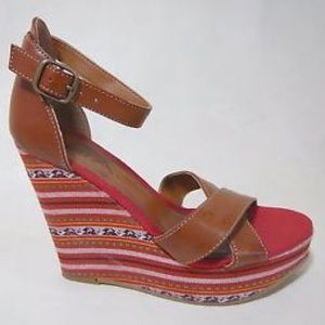 Accepting Offers MIA tribal wedge Heels