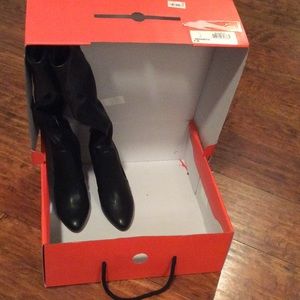 Ivanka Trump Sennet2 Black Boot(brand new)
