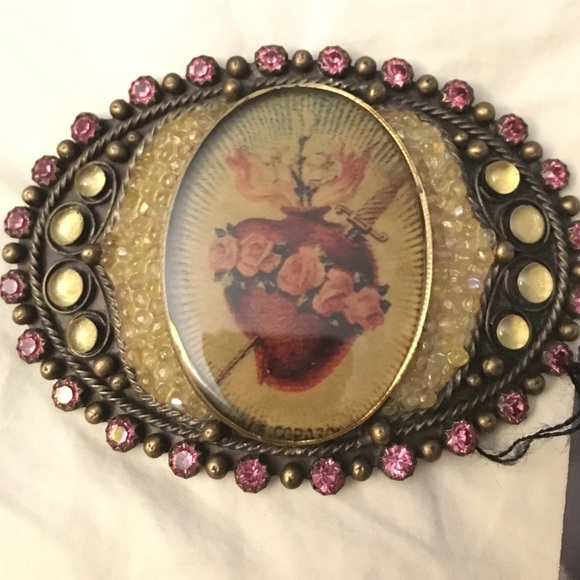Belt buckle