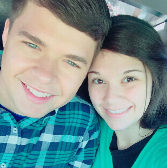 Meet your Posher, Lynn - Picture 5 of 5