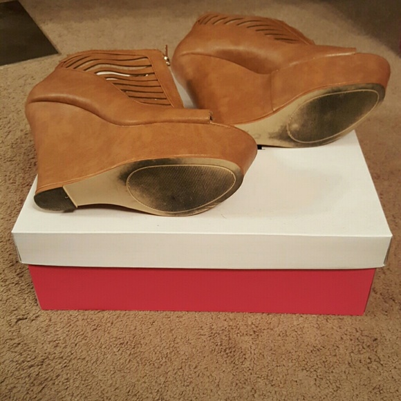 Caged hearts - Picture 3 of 4