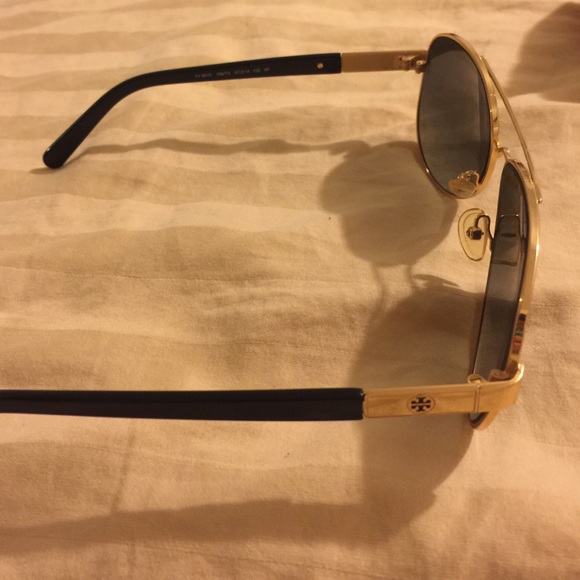 Tory burch polarized sunglasses