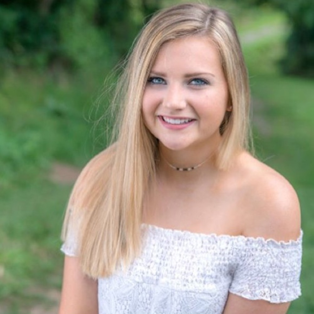 Meet your Posher, Noelle