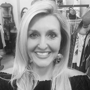 Meet your Posher, Becky
