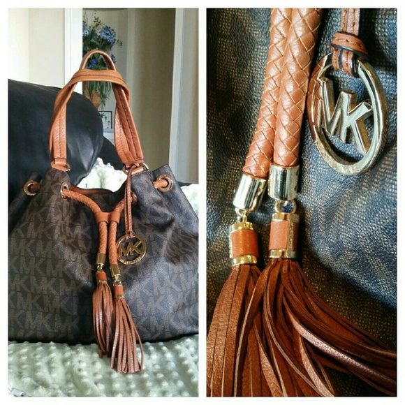 Meet your Posher, Nida - Picture 2 of 4