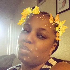 Meet your Posher, Kenyatta