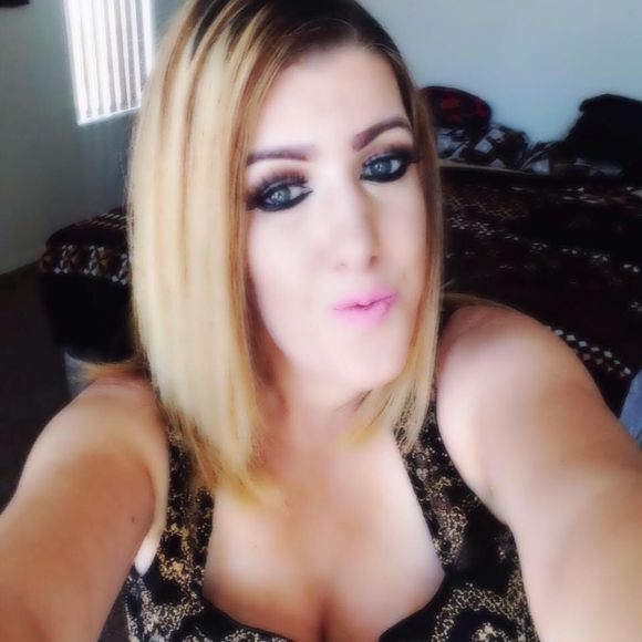 Meet your Posher, Amandalee - Picture 1 of 1