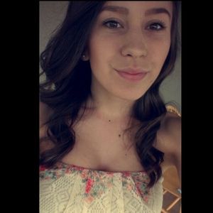 Meet your Posher, Kylee