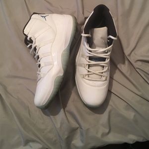 Jordan 11's