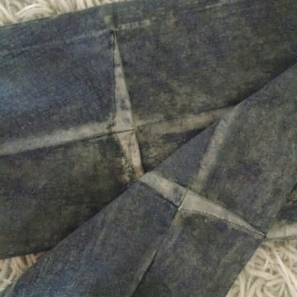 ❌sold ❌👖 Christian Dior Boutique Jeans - Picture 8 of 8