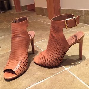 Vince Camuto booties