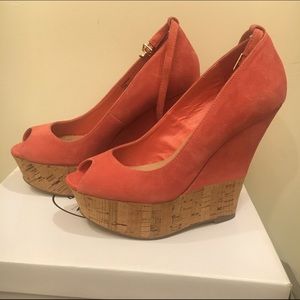 Steve Madden Coral Suede Wedge