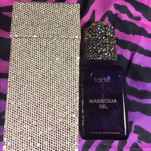 Limited Edition Tarte holidaze maracuja oil