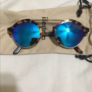 IllestevaMilan 4 leopard print polarized sunglass