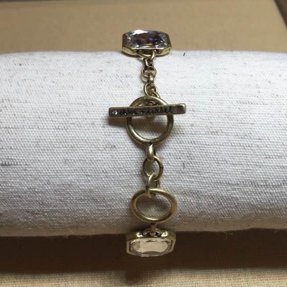 Chloe + Isabel Retro Glam Toggle Bracelet - Picture 2 of 4