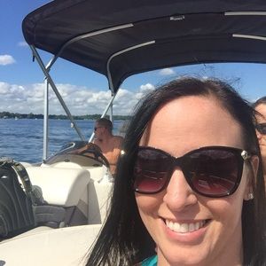 Meet your Posher, Kim