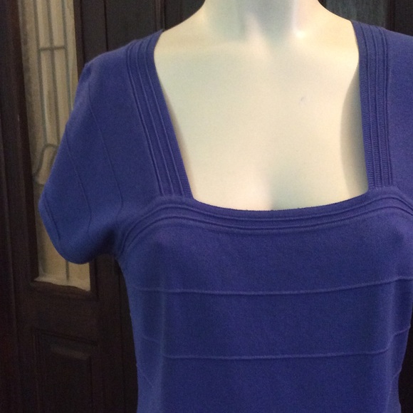 ROYAL BLUE RIBBED LIGHT SWEATER TOP