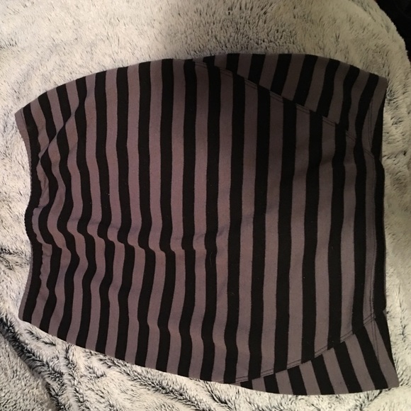 skirt .