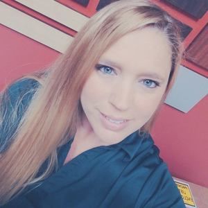 Meet your Posher, Stacie