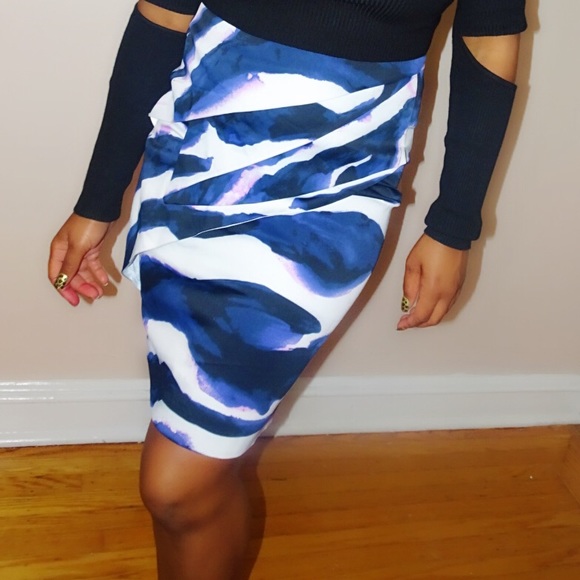 Geometric Peplum Skirt - Picture 2 of 2