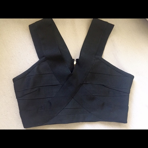 CROP TOPS BUNDLE - Picture 3 of 4