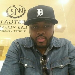 Meet your Posher, Demario