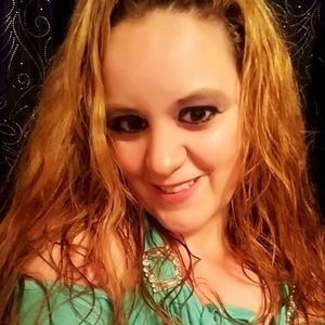 Meet your Posher, Stacy