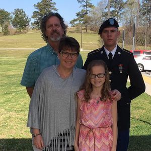 Meet your Posher, Elizabeth