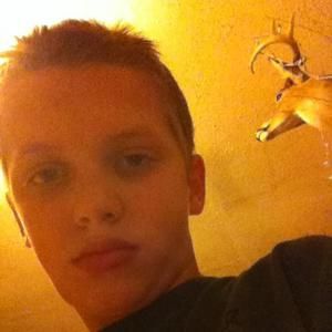 Meet your Posher, Avery