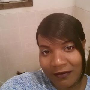 Meet your Posher, Edna