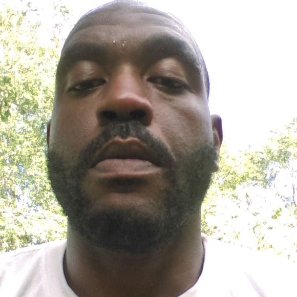 Meet your Posher, Andrew - Picture 1 of 1