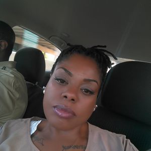 Meet your Posher, Selena