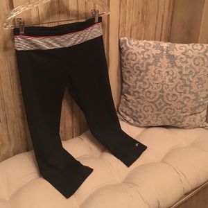 LUKKA athletic leggings with striped band