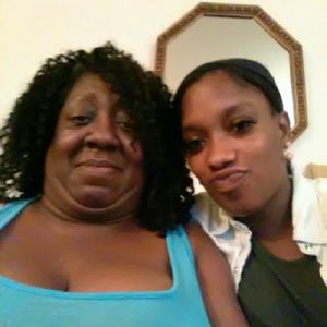 Meet your Posher, Angela