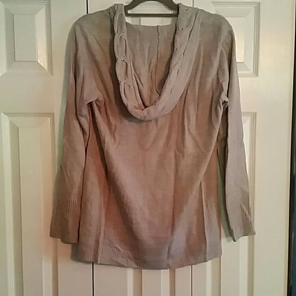 Gray hooded sweater from New York & Co. - Picture 3 of 4