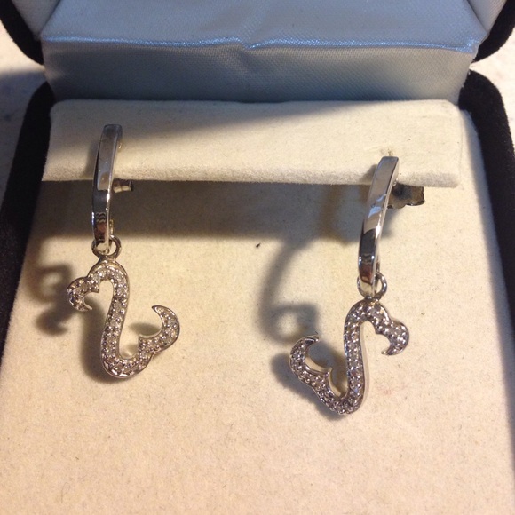 Kay Jewelry Open Heart Earrings