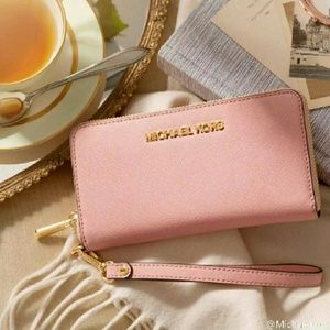 a pink wallet