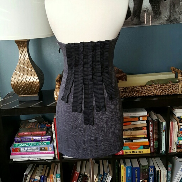 Dress - Picture 2 of 4