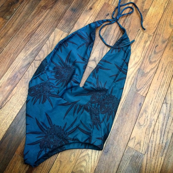 NWOT Mikoh, Sz S - Picture 2 of 4