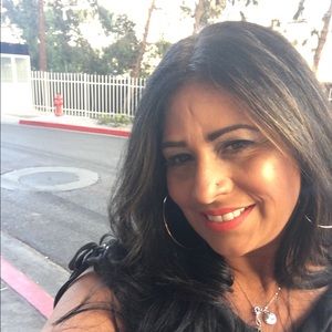 Meet your Posher, Mari