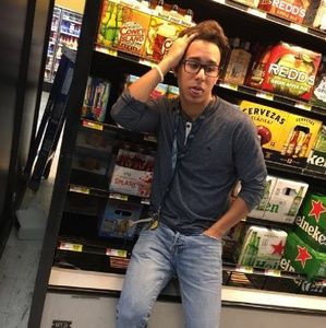 Meet your Posher, Kevin