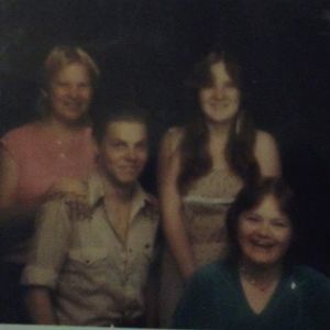 Meet your Posher, Linda