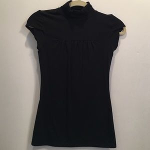 Short sleeve turtleneck top