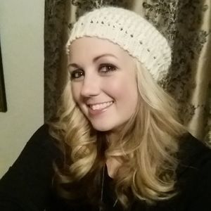 Meet your Posher, Crystal