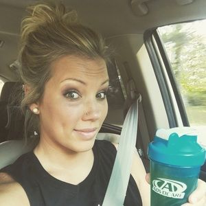 Meet your Posher, Brittani