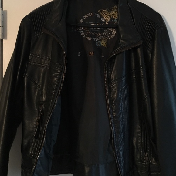 PLeather jacket - Picture 2 of 2