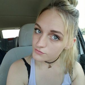 Meet your Posher, Brittiany