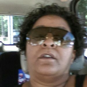 Meet your Posher, Holly