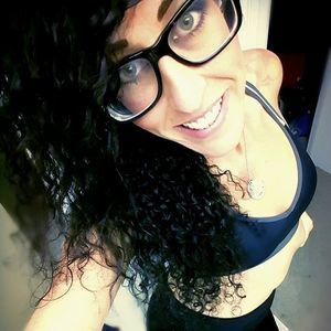 Meet your Posher, Dana