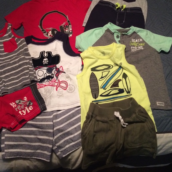 4 sleeveless outfits 2 shirts bundle.
